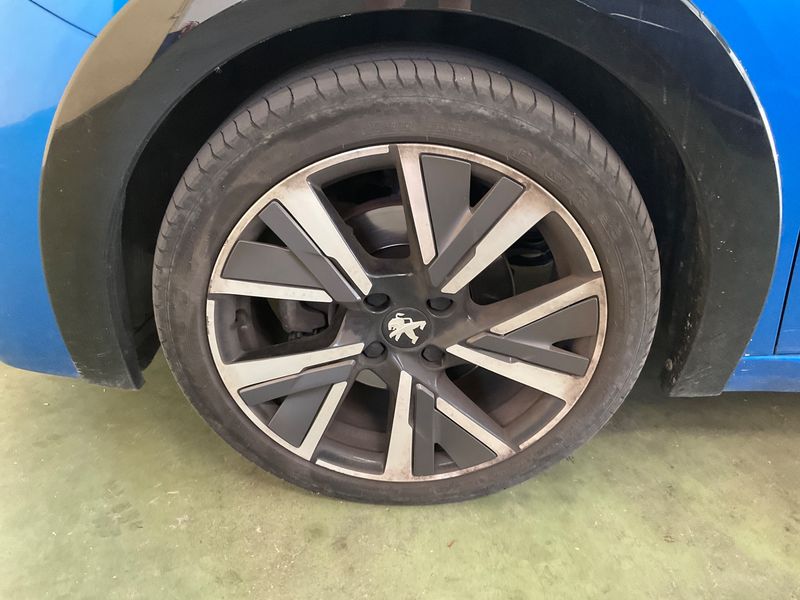 Peugeot 208 1.2 PureTech GT Line 2020 – снимка 3