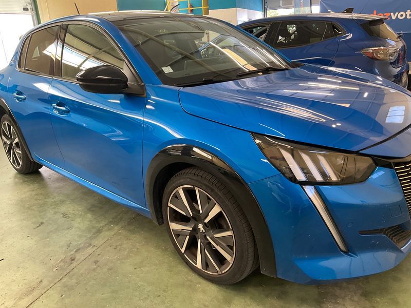 Peugeot 208 1.2 PureTech GT Line 2020 – снимка 12
