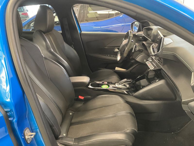 Peugeot 208 1.2 PureTech GT Line 2020 – снимка 16