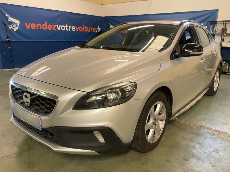 Volvo V40 Cross Country 1.6 D2 Momentum 2014 – снимка 1