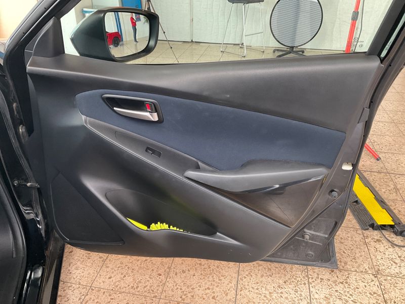 Mazda 2 1.5 Attraction 2016 – снимка 25