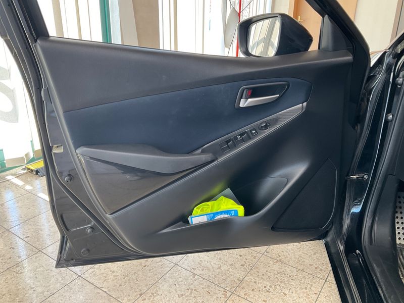 Mazda 2 1.5 Attraction 2016 – снимка 27