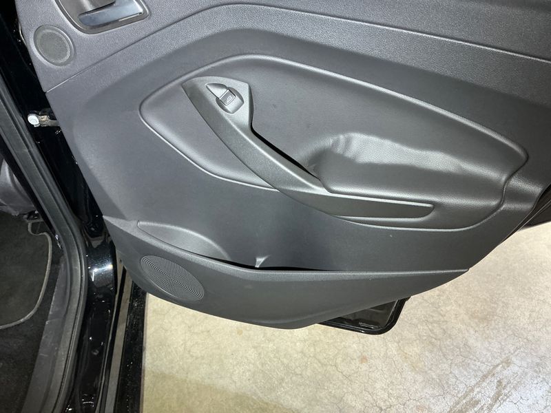 Ford Kuga 2.0 TDCi Individual 2014 – снимка 26