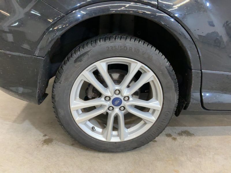Ford Kuga 2.0 TDCi Individual 2014 – снимка 9