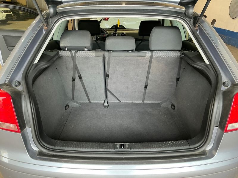 Audi A3 1.6 Attraction 2004 – снимка 15