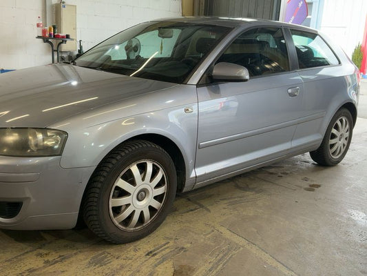 Audi A3 1.6 Attraction 2004 – снимка 2