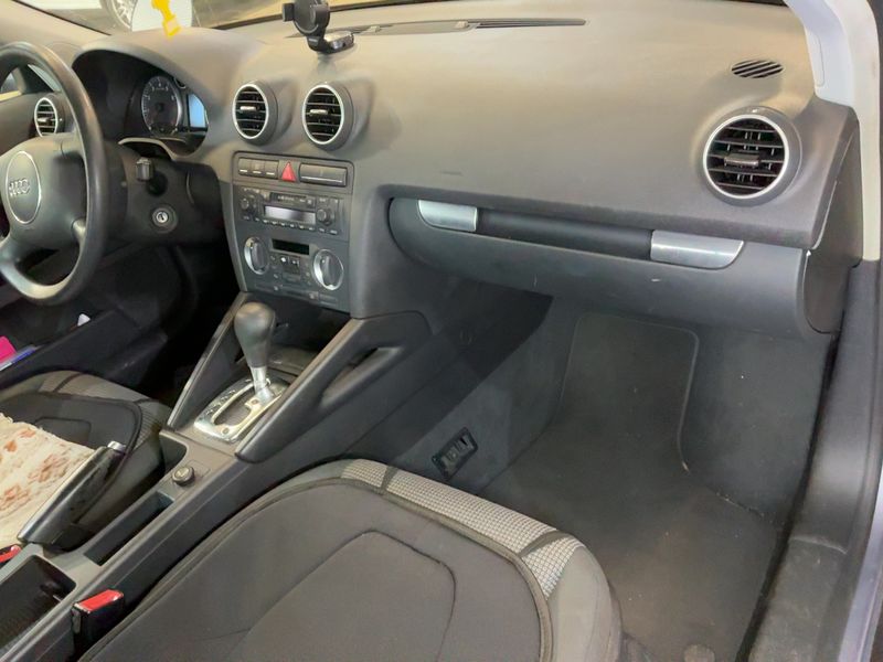 Audi A3 1.6 Attraction 2004 – снимка 17