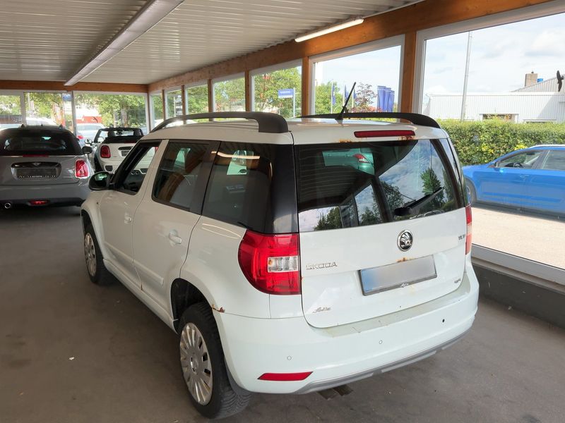 Skoda Yeti 2.0 TDI Joy 4x4 2016 – снимка 6
