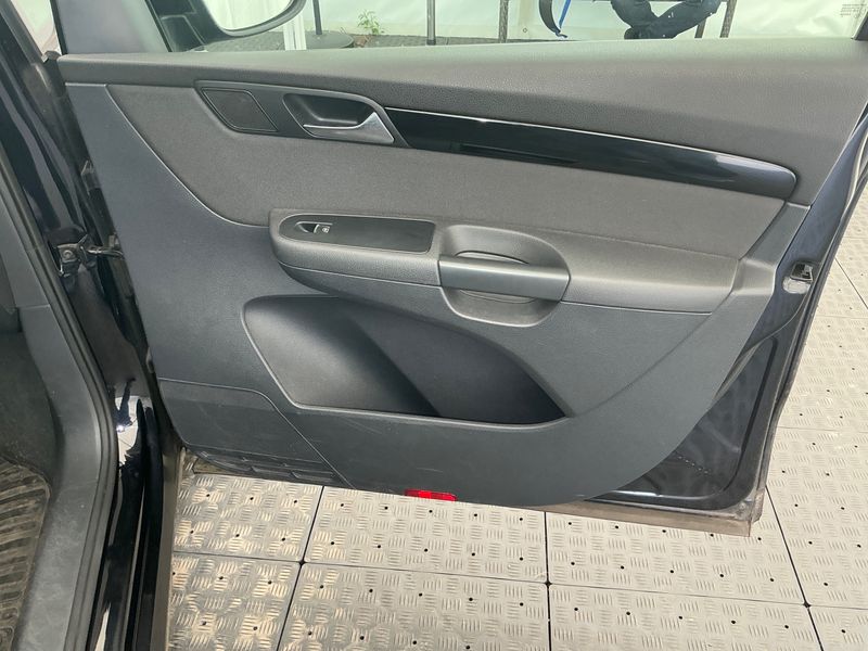Seat Alhambra 1.4 TSI Style 2011 – снимка 40