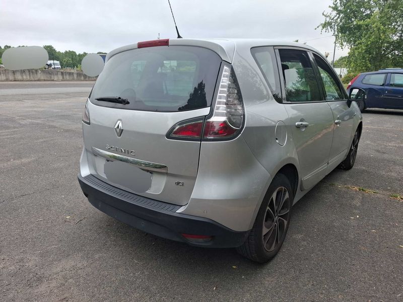 Renault Scenic 1.6 dCi Energy Bose 2016 – снимка 5