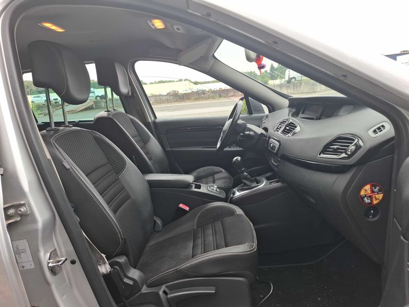 Renault Scenic 1.6 dCi Energy Bose 2016 – снимка 10