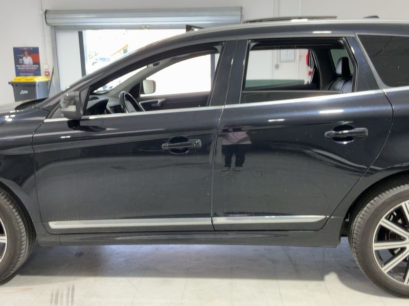 Volvo XC60 2.0 D4 Xenium 2014 – снимка 4