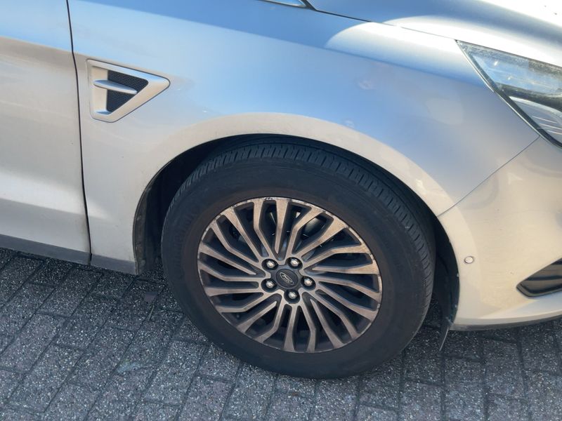 Ford S-Max 1.5 EcoBoost Titanium 2019 – снимка 11