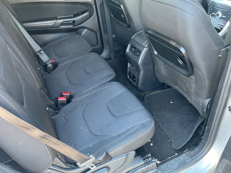 Ford S-Max 1.5 EcoBoost Titanium 2019 – снимка 35