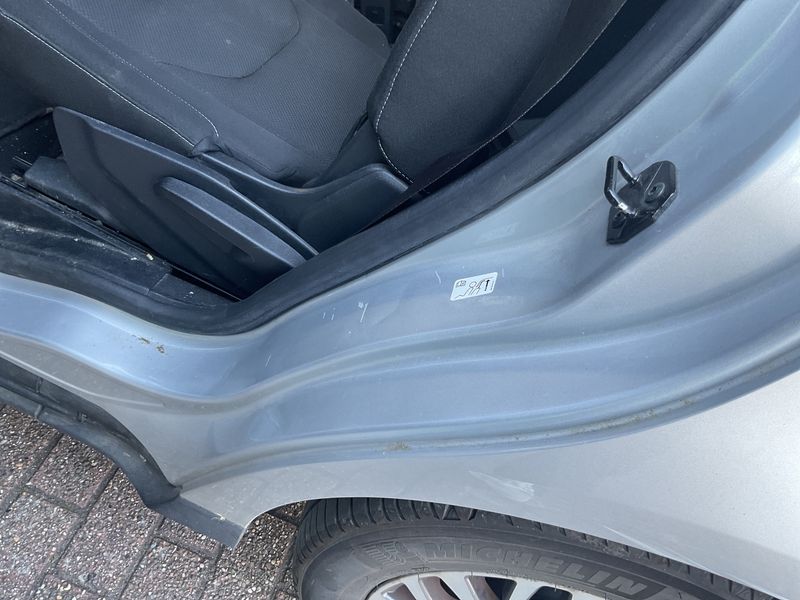 Ford S-Max 1.5 EcoBoost Titanium 2019 – снимка 27