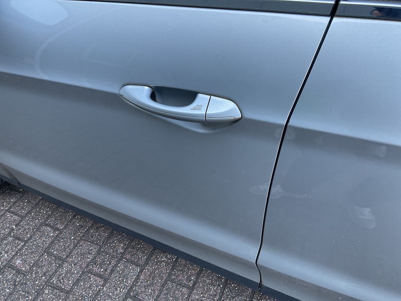 Ford S-Max 1.5 EcoBoost Titanium 2019 – снимка 25