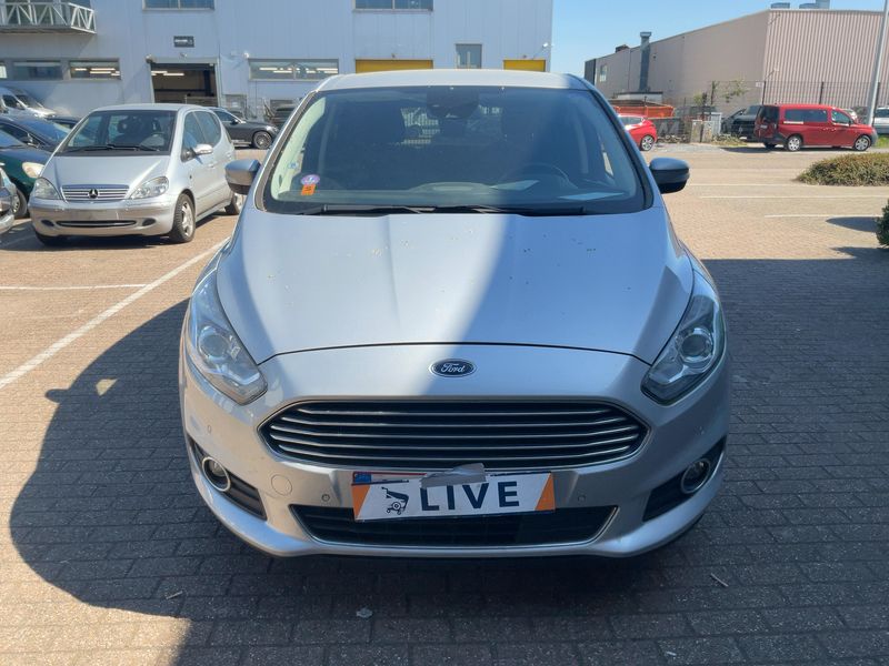 Ford S-Max 1.5 EcoBoost Titanium 2019 – снимка 14