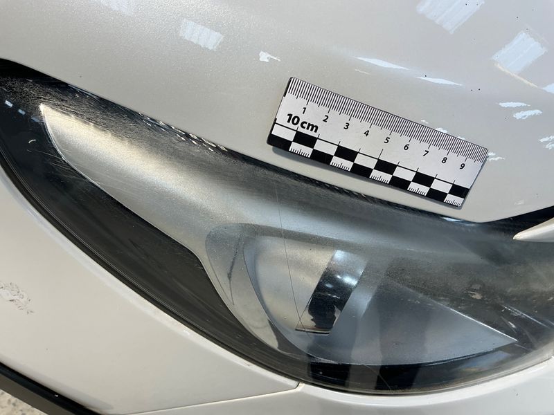 Peugeot 2008 1.2 PureTech Allure 2017 – снимка 31
