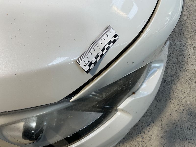 Peugeot 2008 1.2 PureTech Allure 2017 – снимка 33
