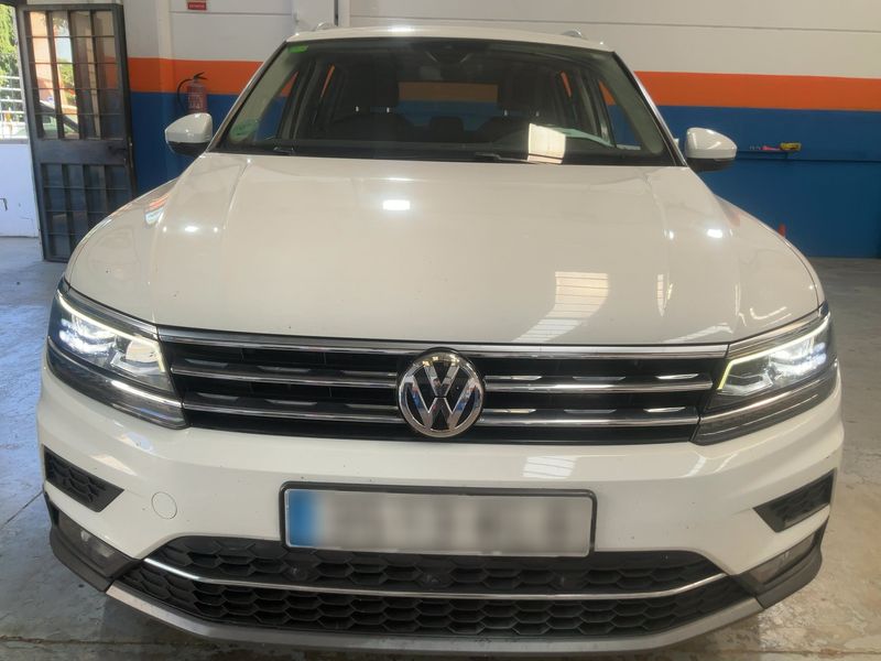 Volkswagen Tiguan 2.0 TDI Sport BlueMotion Tech 2018 – снимка 14