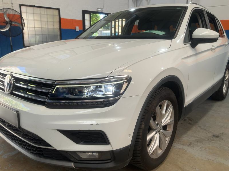 Volkswagen Tiguan 2.0 TDI Sport BlueMotion Tech 2018 – снимка 2