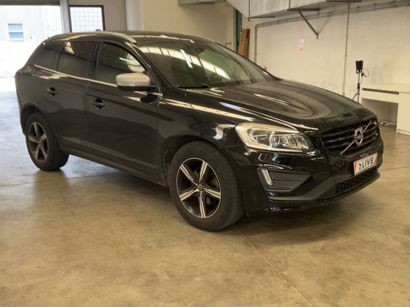 Volvo XC60 2.4 D4 R-Design AWD 2017 – снимка 12