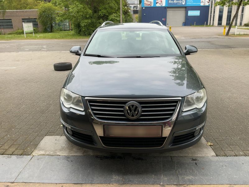 Volkswagen Passat 2.0 TDI Comfortline 2010 – снимка 9