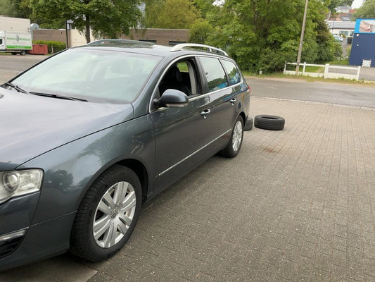Volkswagen Passat 2.0 TDI Comfortline 2010 – снимка 2