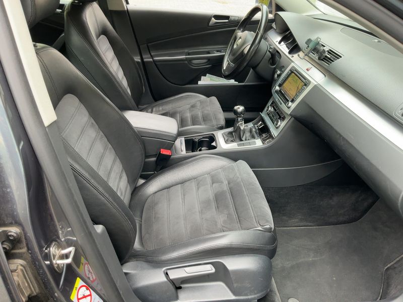 Volkswagen Passat 2.0 TDI Comfortline 2010 – снимка 11