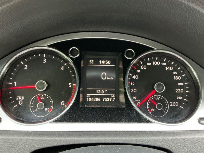 Volkswagen Passat 2.0 TDI Comfortline 2010 – снимка 13
