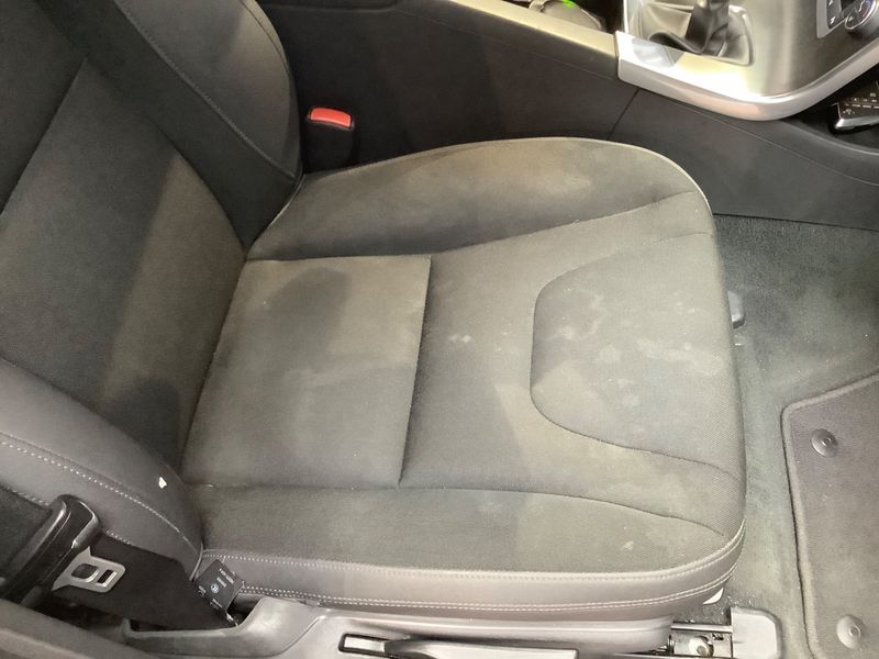 Volvo V60 1.6 D Momentum 2011 – снимка 26