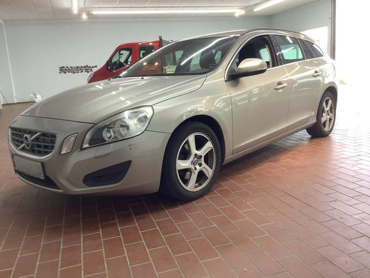 Volvo V60 1.6 D Momentum 2011 – снимка 1