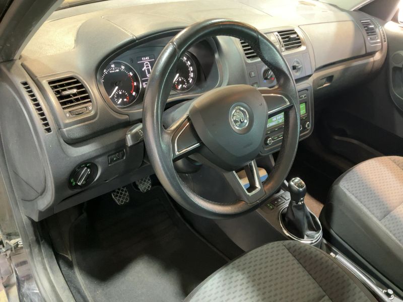 Skoda Roomster 1.2 TSI Ambition 2013 – снимка 17