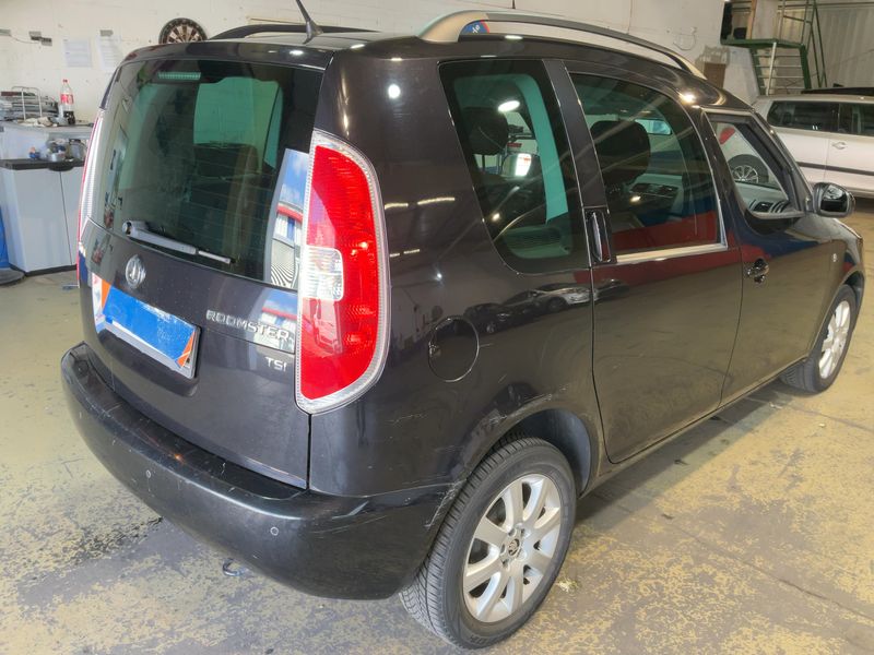 Skoda Roomster 1.2 TSI Ambition 2013 – снимка 8