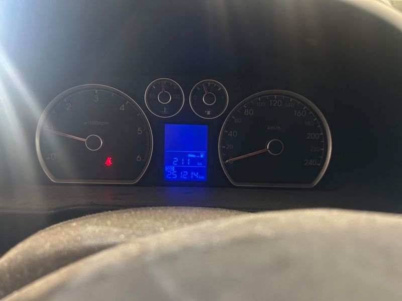 Hyundai i30 2.0 CRDi Style 2007 – снимка 4