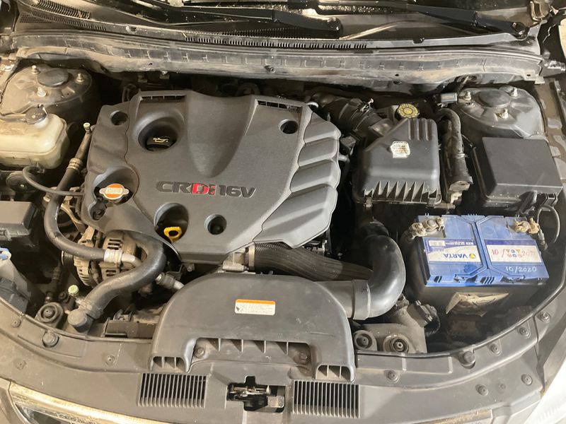 Hyundai i30 2.0 CRDi Style 2007 – снимка на щета