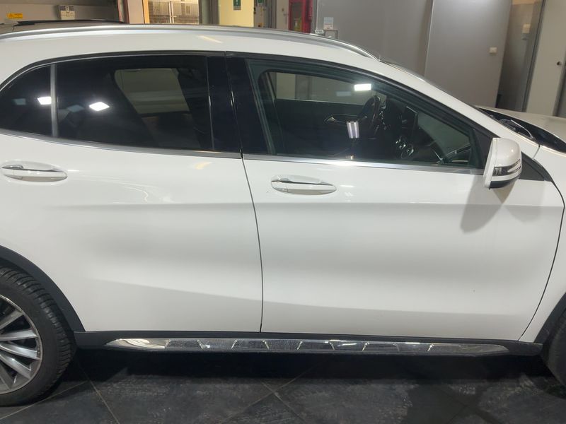 Mercedes-Benz GLA-Klasse GLA 200 AMG Line 2018 – снимка 10