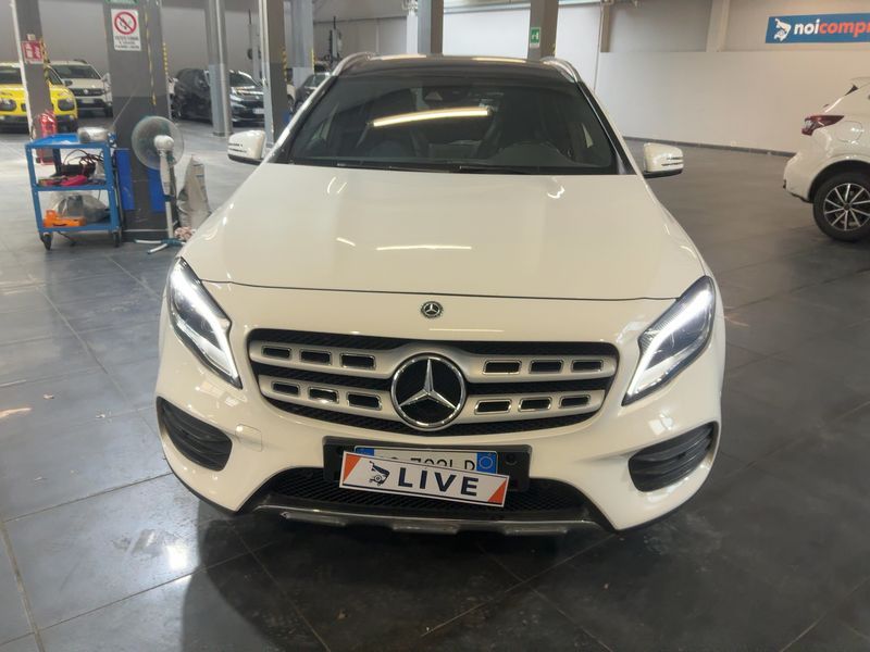Mercedes-Benz GLA-Klasse GLA 200 AMG Line 2018 – снимка 14