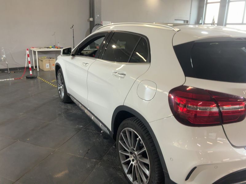 Mercedes-Benz GLA-Klasse GLA 200 AMG Line 2018 – снимка 6