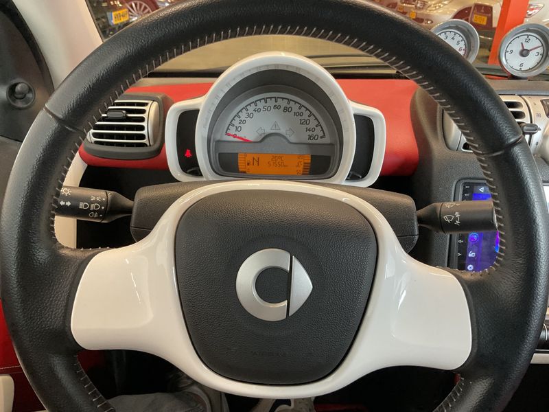 Smart fortwo 1.0 Micro Hybrid Drive passion 2008 – снимка 18