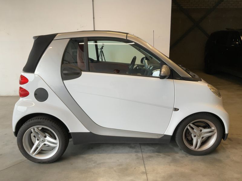 Smart fortwo 1.0 Micro Hybrid Drive passion 2008 – снимка 10
