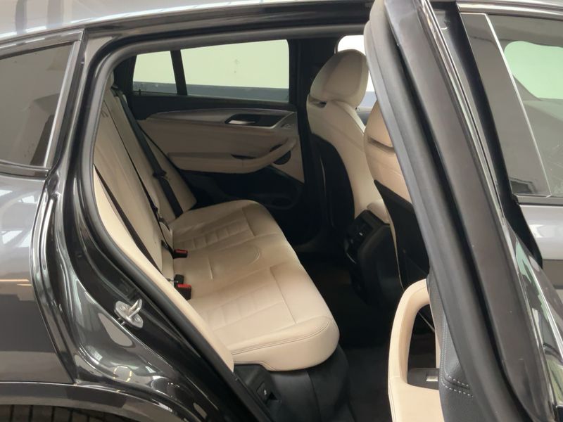 BMW X4 M40i 2021 – снимка 19