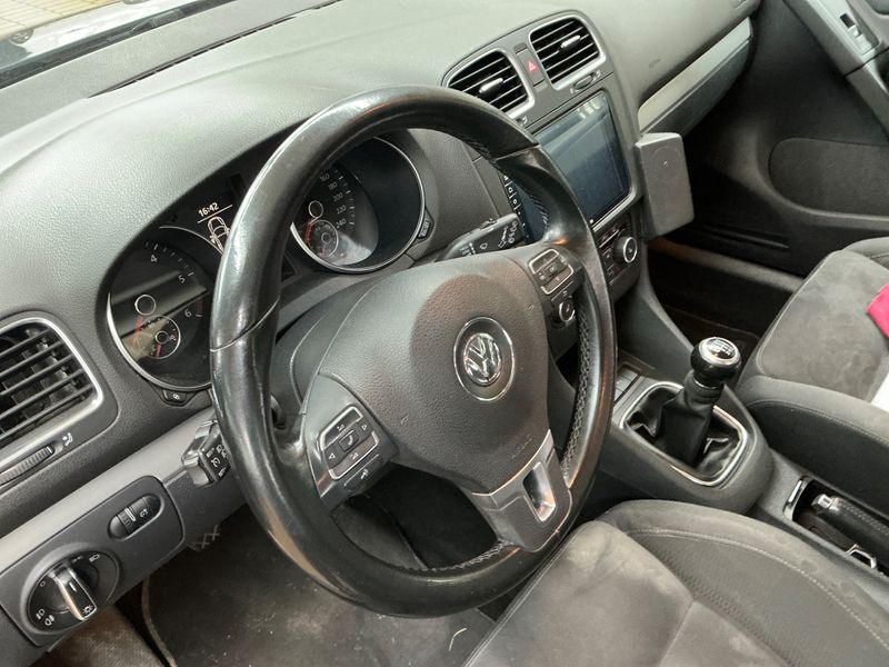 Volkswagen Golf VI 2.0 TDI Highline 4Motion 2011 – снимка 57