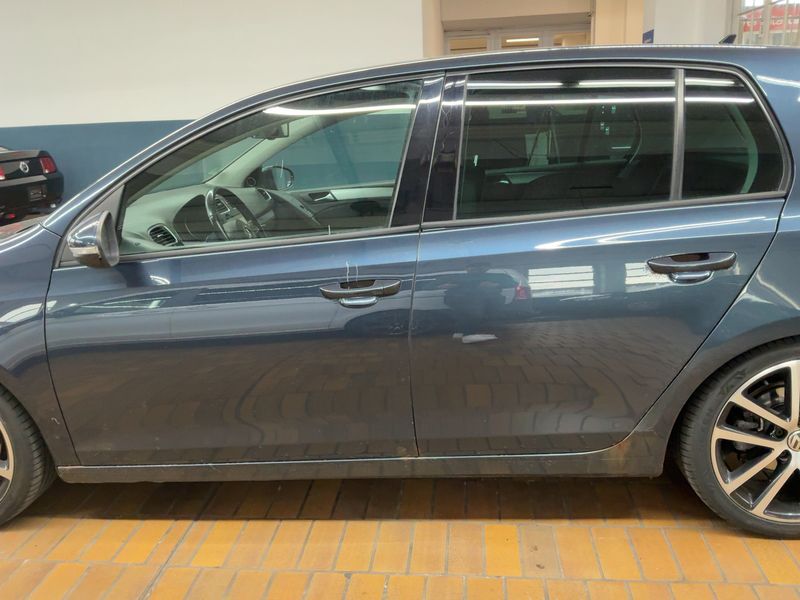Volkswagen Golf VI 2.0 TDI Highline 4Motion 2011 – снимка 4