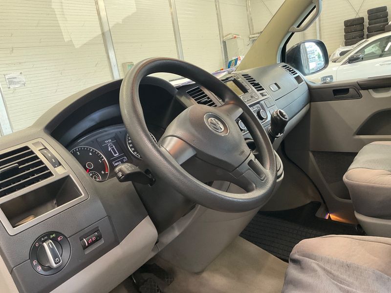 Volkswagen T5 California 2.0 TDI Beach Aufstelldach 4Motion 2011 – снимка 42