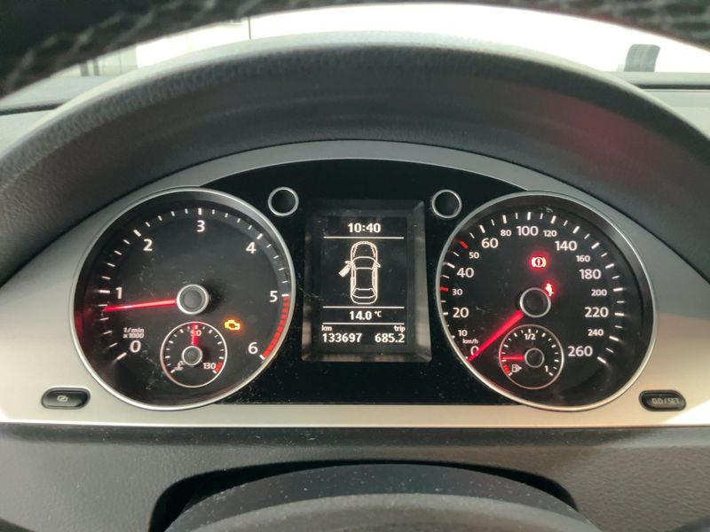 Volkswagen Passat 2.0 TDI Sportline 2009 – снимка 19