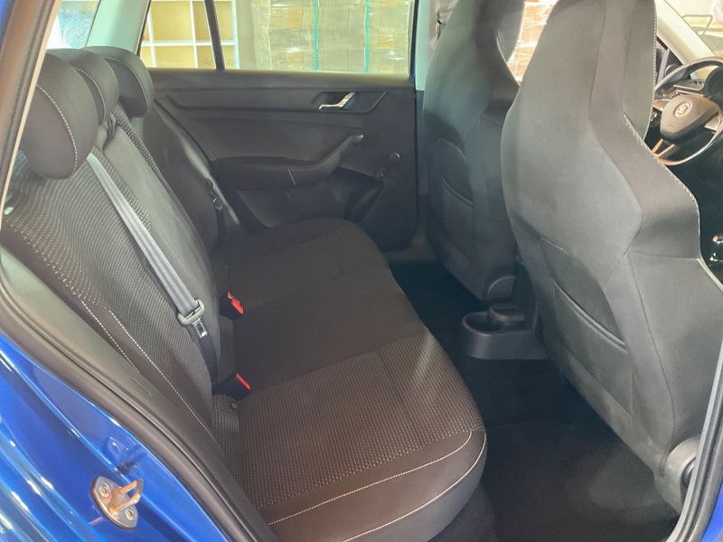 Skoda Rapid Spaceback 1.2 TSI Ambition 2015 – снимка 20