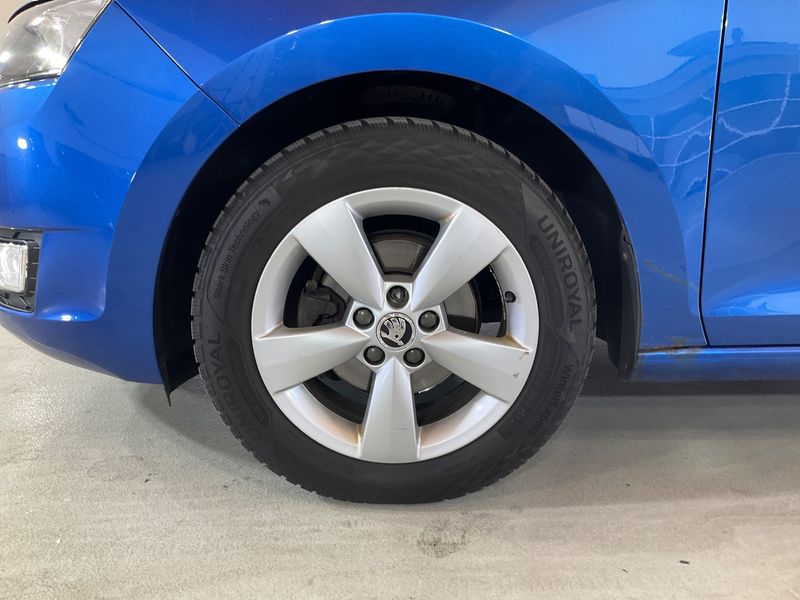 Skoda Rapid Spaceback 1.2 TSI Ambition 2015 – снимка 3