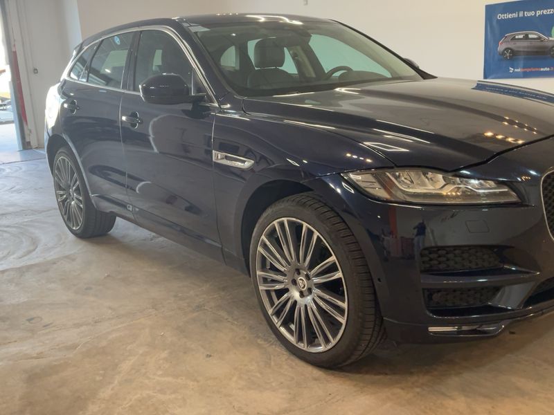 Jaguar F-Pace 20d Prestige AWD 2018 – снимка 12