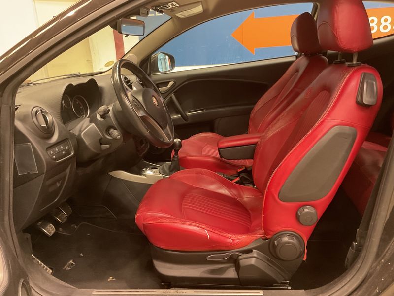 Alfa Romeo MiTo 1.3 JTDM Distinctive 2012 – снимка 3